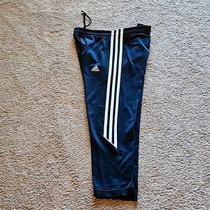 Adidas spandex crop pants